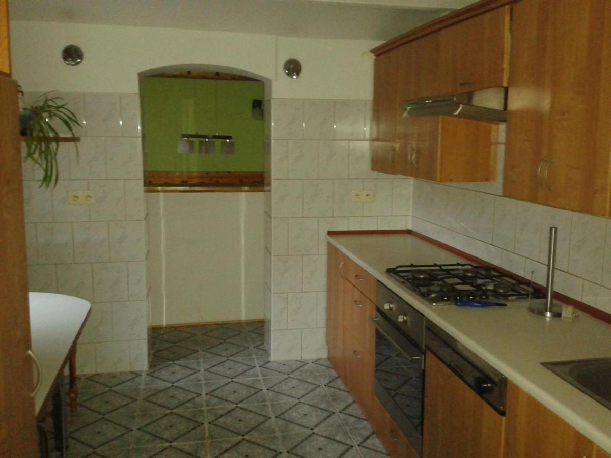 Spacious Holiday Home In Stara Kamienica With Pond Экстерьер фото